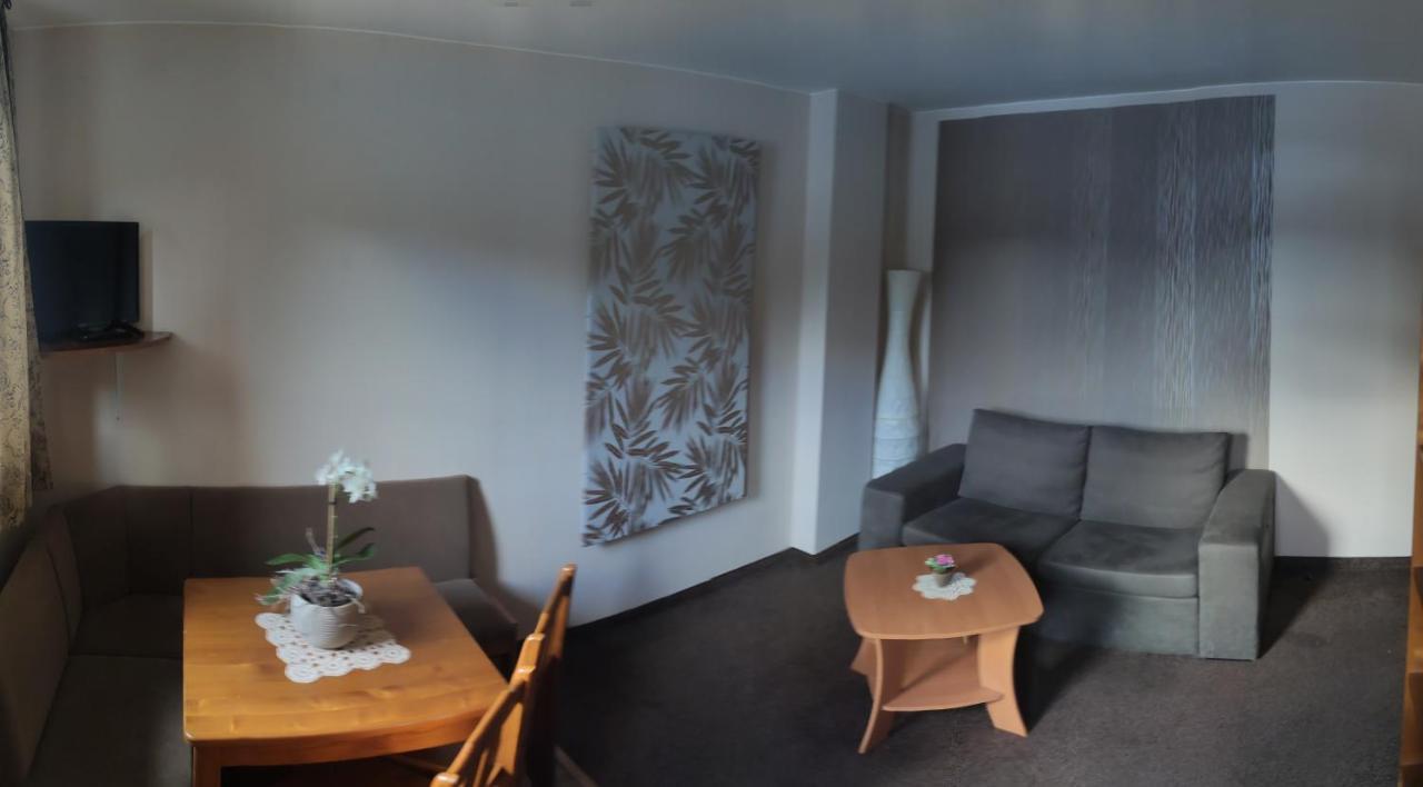 Margus Apartmany オシュチュニツァ エクステリア 写真